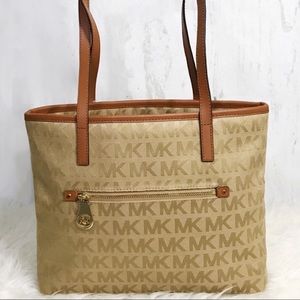 Michael kors tote bag purse hand bag medium NEW